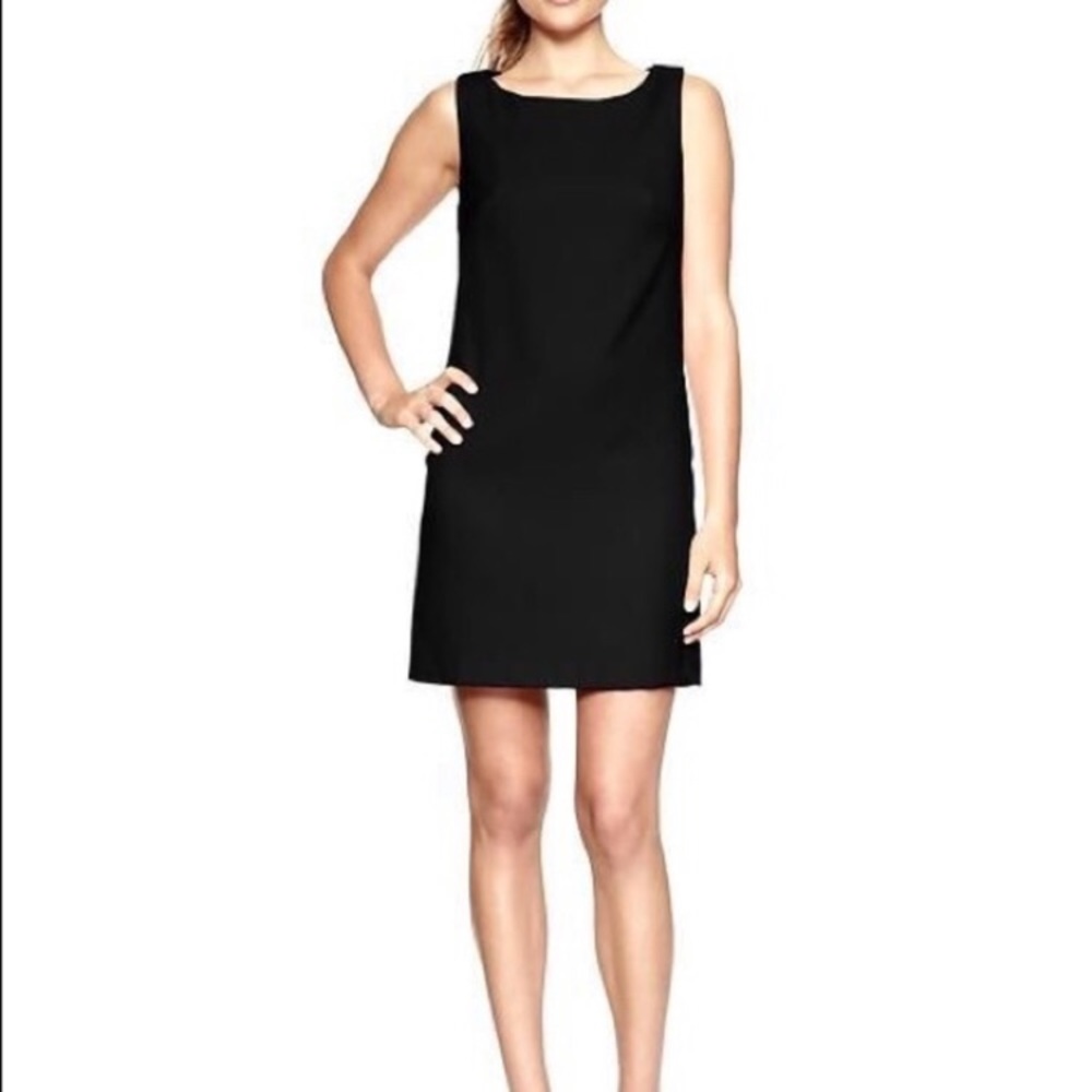 GAP A-line zipper back little black dress